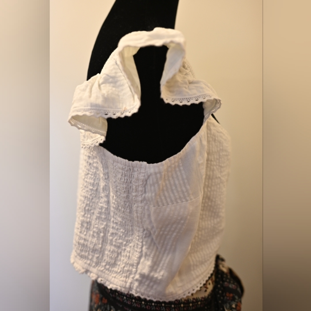 White Ruffle Smocked Crop Seersucker Button Down Top XL NWT Milkmaid Cottagecore - Picture 5 of 8